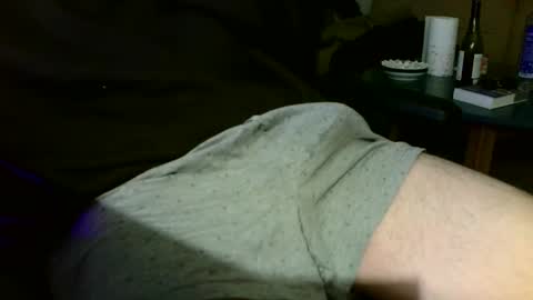 Snapshot of hlavoe33 chatting on 11/16/25, 02:50 Hlavoe online show from 11/16/25, 02:50