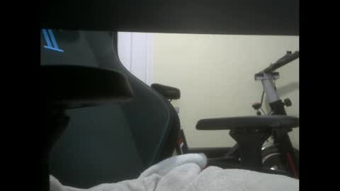 Snapshot of hm92867 chatting on 11/15/25, 08:00 hm92867 online show from 11/15/25, 08:00