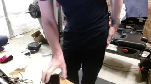 Snapshot of hnic9999 chatting on 03/18/26, 12:08 Nick online show from 03/18/26, 12:08