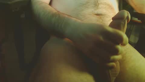 Hairy Hockey Player 92 online show from 03/11/25, 10:40