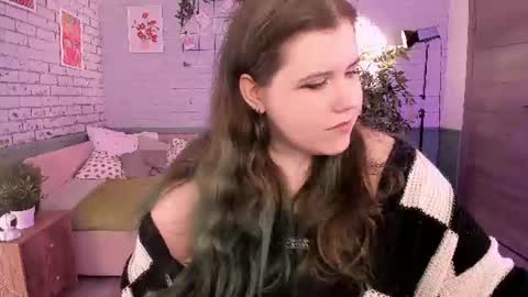 Snapshot of hoctra_neith chatting on 06/13/26, 06:22 Hanna online show from 06/13/26, 06:22