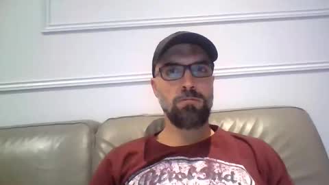 Snapshot of hocus44 chatting on 01/29/25, 09:50 Arthur online show from 01/29/25, 09:50