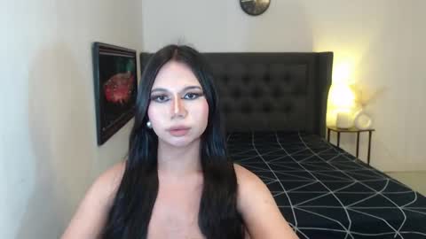 Snapshot of hoe_freesia chatting on 05/05/26, 06:05 hoe_freesia online show from 05/05/26, 06:05