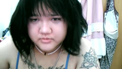 Benee3 online show from 03/18/26, 05:54