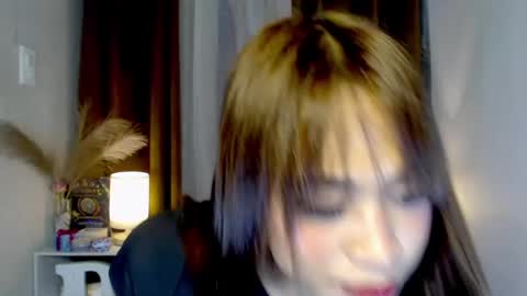 Snapshot of hoelymarie chatting on 07/28/26, 10:54 hoelymarie online show from 07/28/26, 10:54
