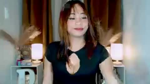 Snapshot of hoelymarie chatting on 07/28/26, 12:48 hoelymarie online show from 07/28/26, 12:48