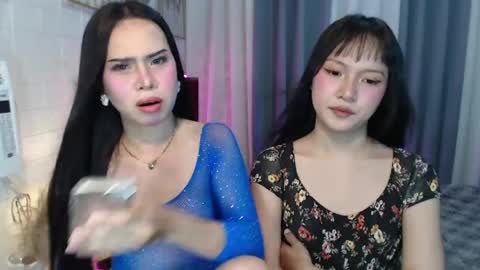 hoelymolly online show from 04/30/26, 08:57
