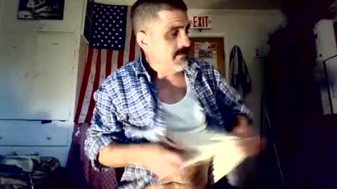 Snapshot of hoglegg99384194 chatting on 09/16/25, 11:44 hoglegg99384194 online show from 09/16/25, 11:44