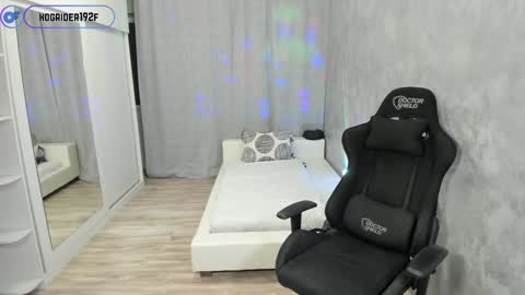 Snapshot of hogrider192 chatting on 01/27/25, 12:33 Victor online show from 01/27/25, 12:33