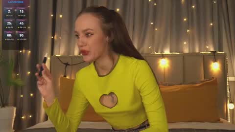 Snapshot of hojul chatting on 01/06/26, 07:39 julia online show from 01/06/26, 07:39