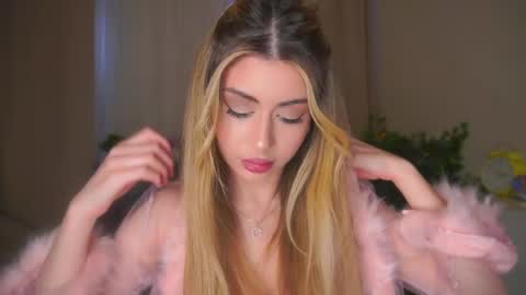 Moni Monica online show from 04/27/26, 08:01