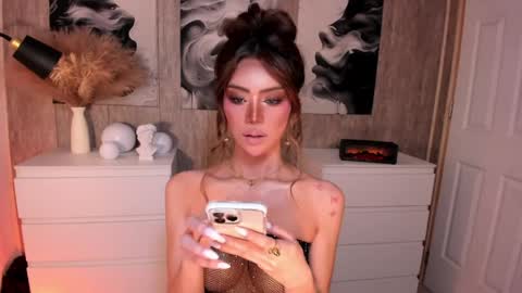 Ms. Laura online show from 05/14/26, 02:02