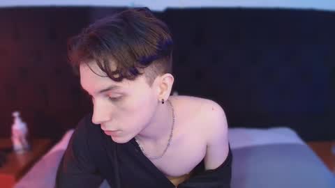 Snapshot of hollannd_ chatting on 03/26/26, 03:17 Holland online show from 03/26/26, 03:17