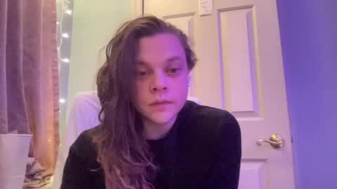 Snapshot of holly23hopefull chatting on 01/05/25, 11:22 Hollys Drive threw Side Of CB. online show from 01/05/25, 11:22