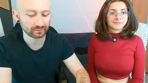 Holly and Honey online show from 03/25/26, 11:11