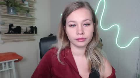 Holly online show from 12/04/24, 06:00