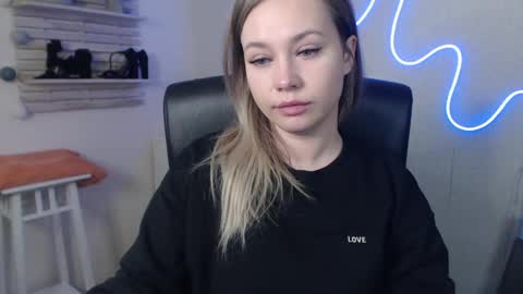 Holly online show from 12/09/24, 09:39