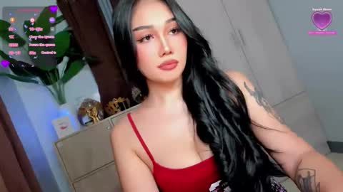 Snapshot of holly_preciousxx chatting on 05/28/26, 03:04 Hi Im Precious online show from 05/28/26, 03:04