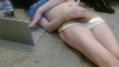 Snapshot of hollyhawkes chatting on 12/15/25, 09:19 Holly Hawkes online show from 12/15/25, 09:19