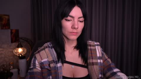 Holly Linder online show from 12/05/24, 03:04