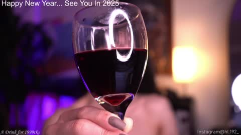 Holly Linder online show from 12/28/24, 05:23