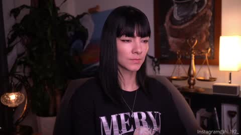 Holly Linder online show from 01/05/25, 02:06