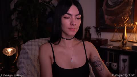 Holly Linder online show from 02/02/25, 05:10