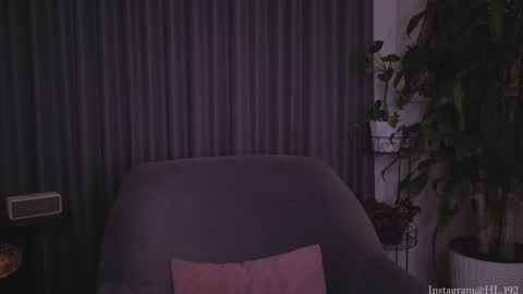 Holly Linder online show from 11/19/25, 01:49