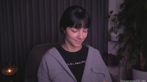 Holly Linder online show from 11/20/25, 02:01