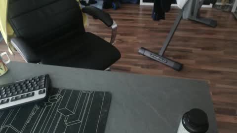 Snapshot of hollymollysucker chatting on 02/18/25, 11:44 hollymollysucker online show from 02/18/25, 11:44