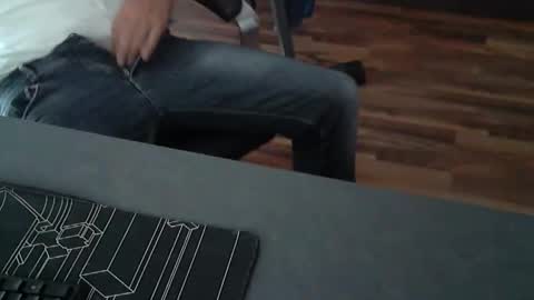 Snapshot of hollymollysucker chatting on 10/13/25, 11:21 hollymollysucker online show from 10/13/25, 11:21