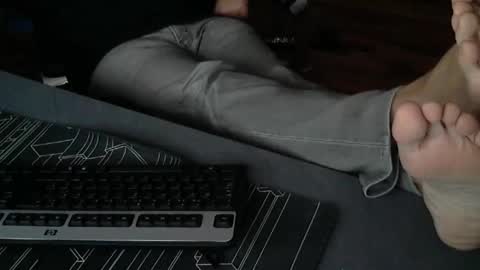 Snapshot of hollymollysucker chatting on 12/14/25, 08:24 hollymollysucker online show from 12/14/25, 08:24