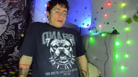 Snapshot of hollypurple chatting on 01/18/26, 11:19 Hades and Persefone online show from 01/18/26, 11:19