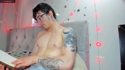 Snapshot of hollypurple chatting on 02/01/26, 06:50 Hades and Persefone online show from 02/01/26, 06:50