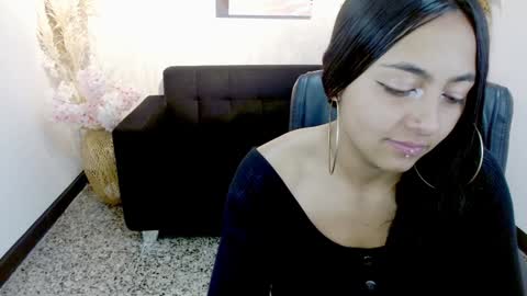 Holly online show from 12/31/24, 03:34