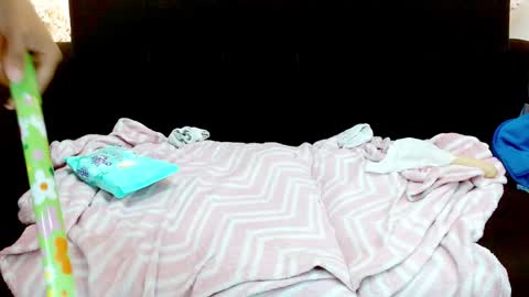 Holly online show from 01/09/25, 06:27