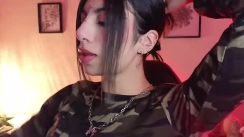 Snapshot of hollyxx_ chatting on 04/26/26, 12:52 holly online show from 04/26/26, 12:52
