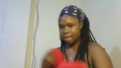 holy_ebony online show from 03/29/26, 10:10
