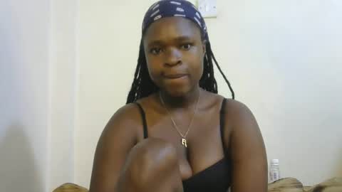 holy_ebony online show from 03/31/26, 02:57