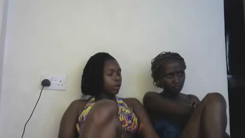 holy_ebony online show from 04/10/26, 09:36