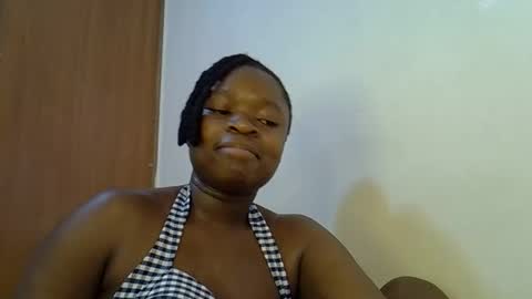 holy_ebony online show from 05/11/26, 01:50