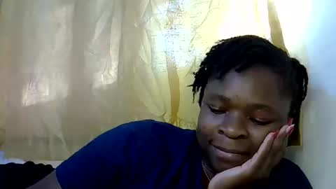 holy_ebony online show from 06/10/26, 02:16