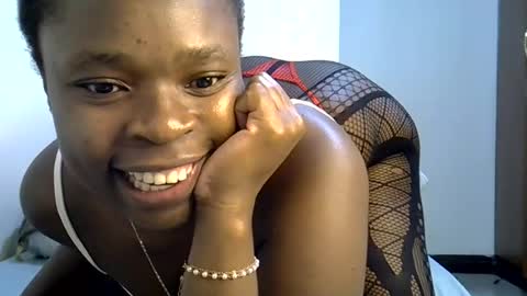 holy_ebony online show from 06/26/26, 12:48