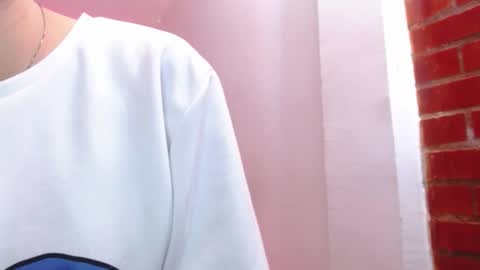 Snapshot of holy_juli2 chatting on 03/08/26, 02:59 Juli online show from 03/08/26, 02:59