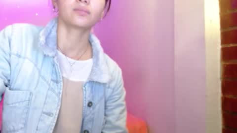 Snapshot of holy_juli2 chatting on 03/25/26, 04:29 Juli online show from 03/25/26, 04:29