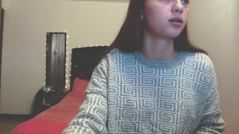 Snapshot of holy_juli2 chatting on 04/06/26, 03:59 Juli online show from 04/06/26, 03:59
