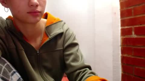 Snapshot of holy_juli2 chatting on 04/12/26, 05:34 Juli online show from 04/12/26, 05:34