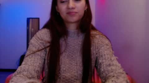 Snapshot of holy_juli2 chatting on 04/18/26, 03:43 Juli online show from 04/18/26, 03:43