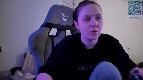 Snapshot of holy_kveta chatting on 03/14/26, 03:12 Kviki online show from 03/14/26, 03:12