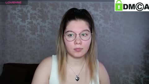 Snapshot of holy_michela chatting on 01/06/25, 07:52 Welcome guys Pleasure to see you all here My name is MichaelaTip menu is active Private is open online show from 01/06/25, 07:52